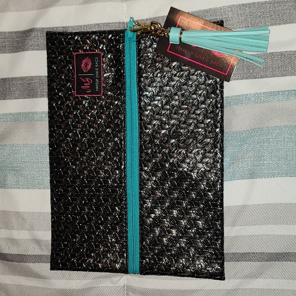 Medium Makeup Junkie bag